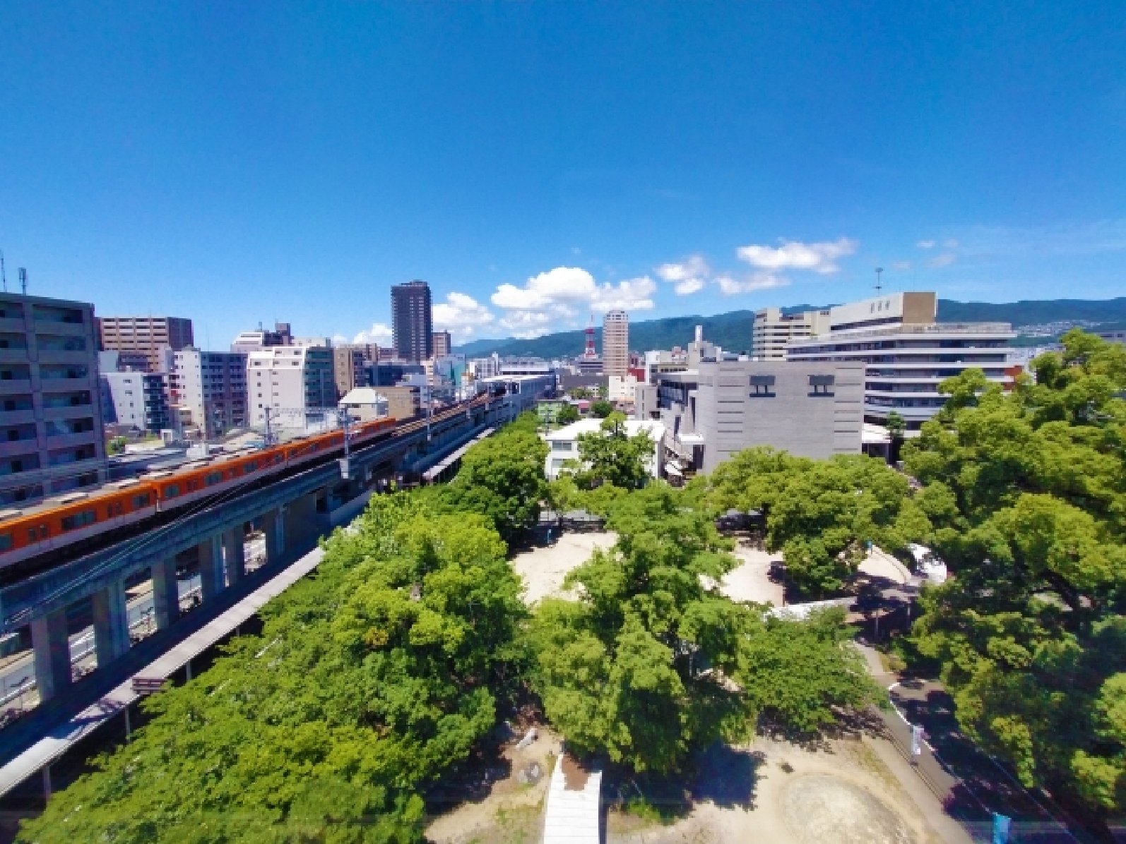 01 不動産開発事業